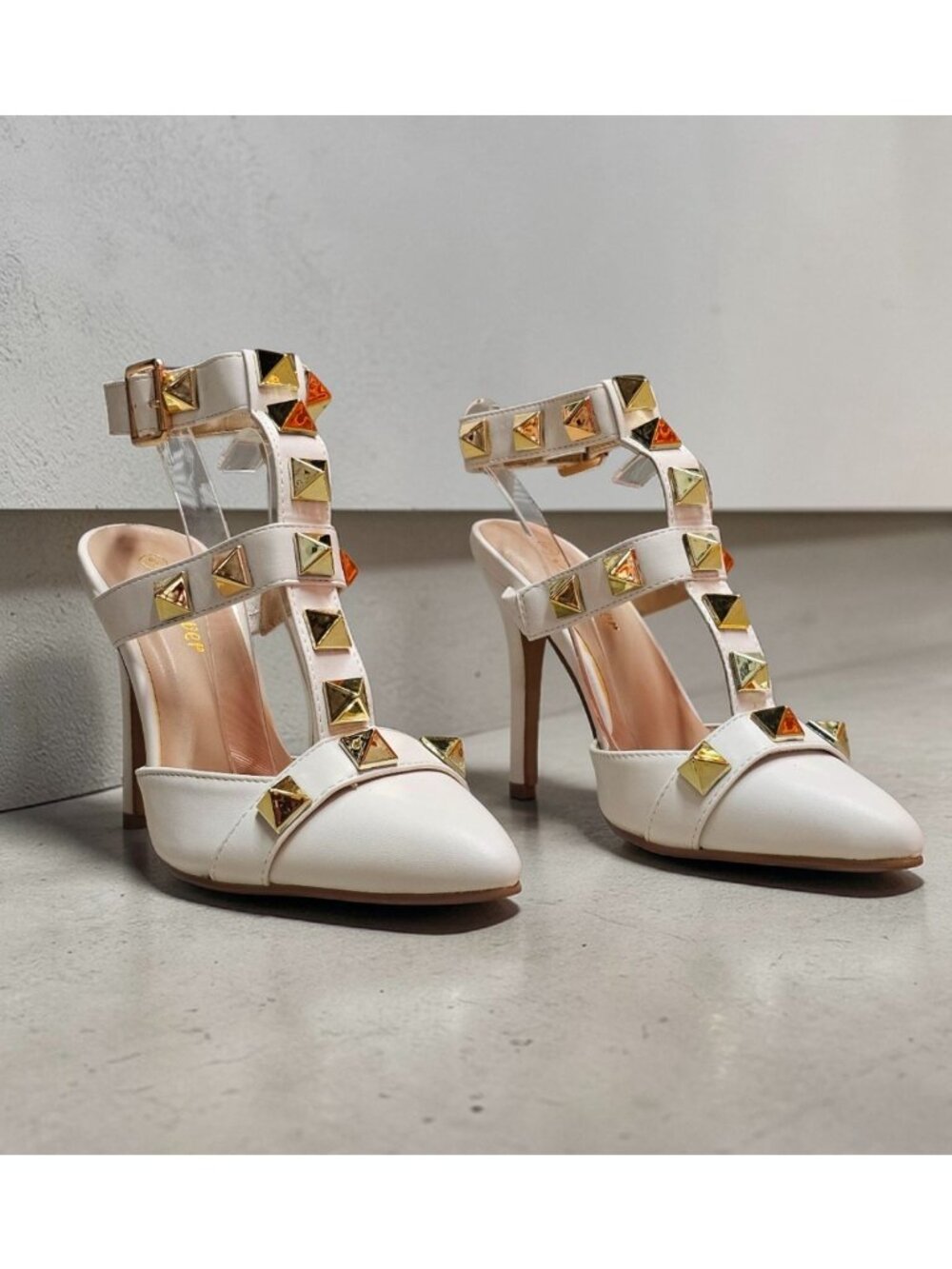 White Studded Pointed-Toe High Heels With Adjustable Buckle Strap & T-Strap Desi - Picture 2 of 15
